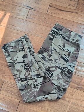Under Armour Storm Loose Men's Camo Hunting Cargo Tactical Pants